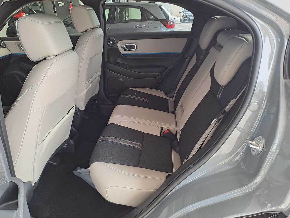 Honda HR-V e: HEV 1.5 IMMD HYBRID Advance Style
